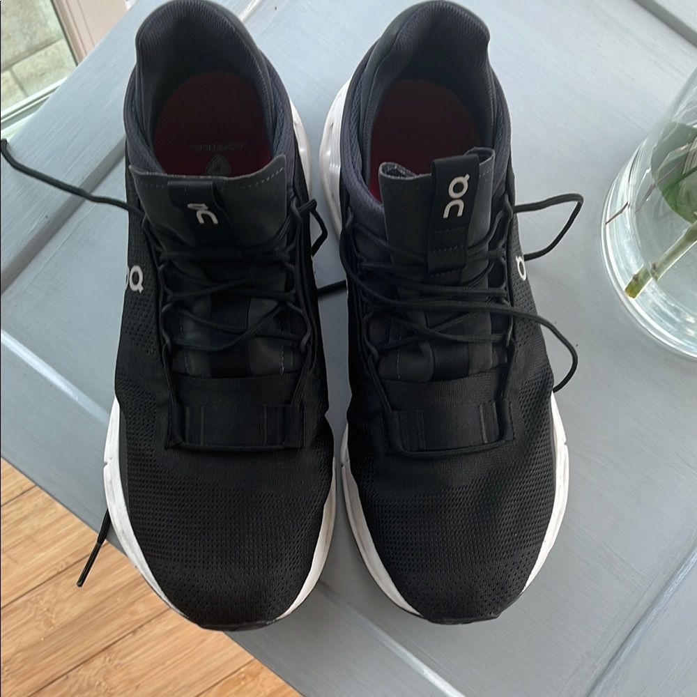 On Running Men's Black Running Shoes
